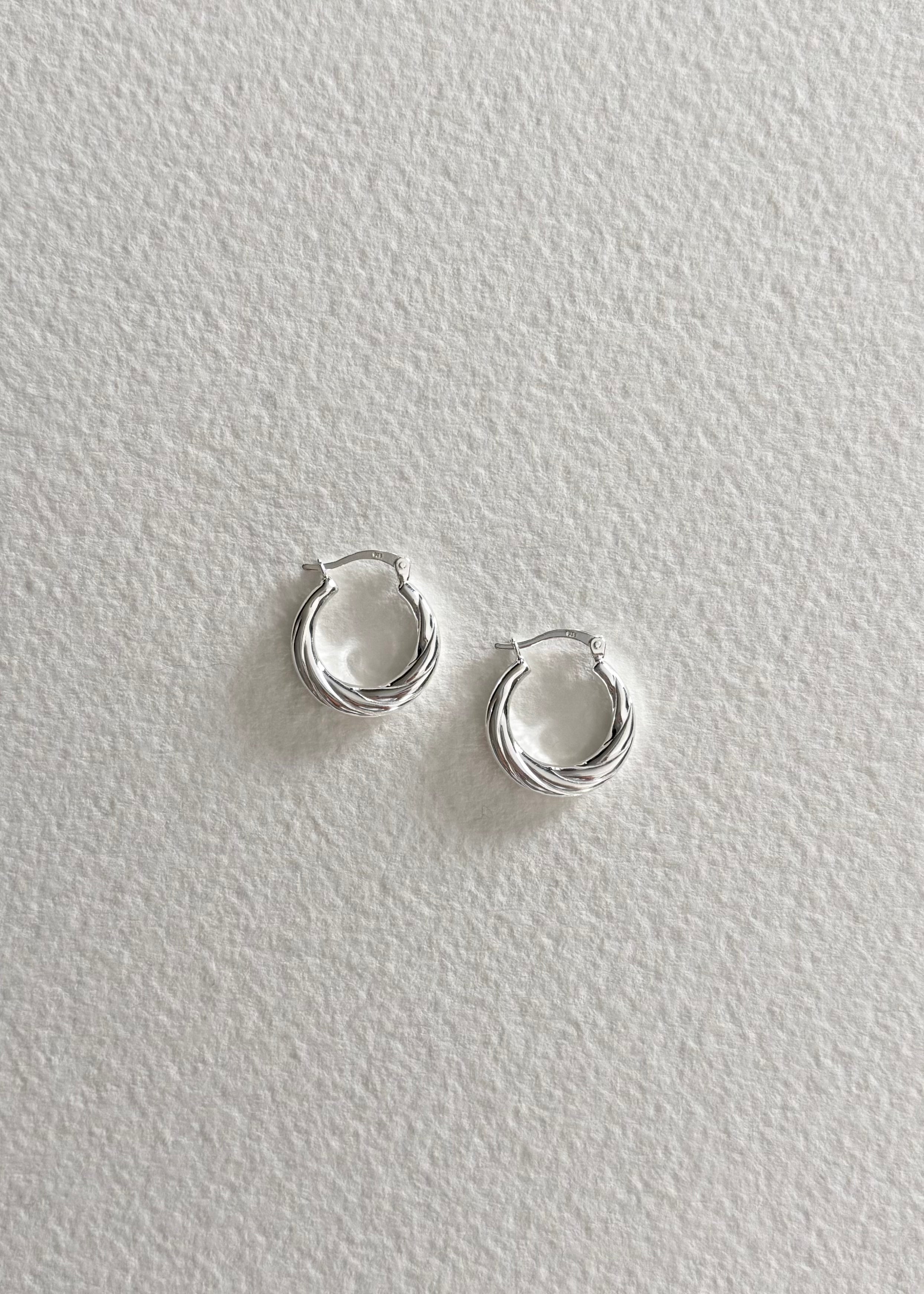 Gia hoops earrings RFND X SUMMER MEMORIES