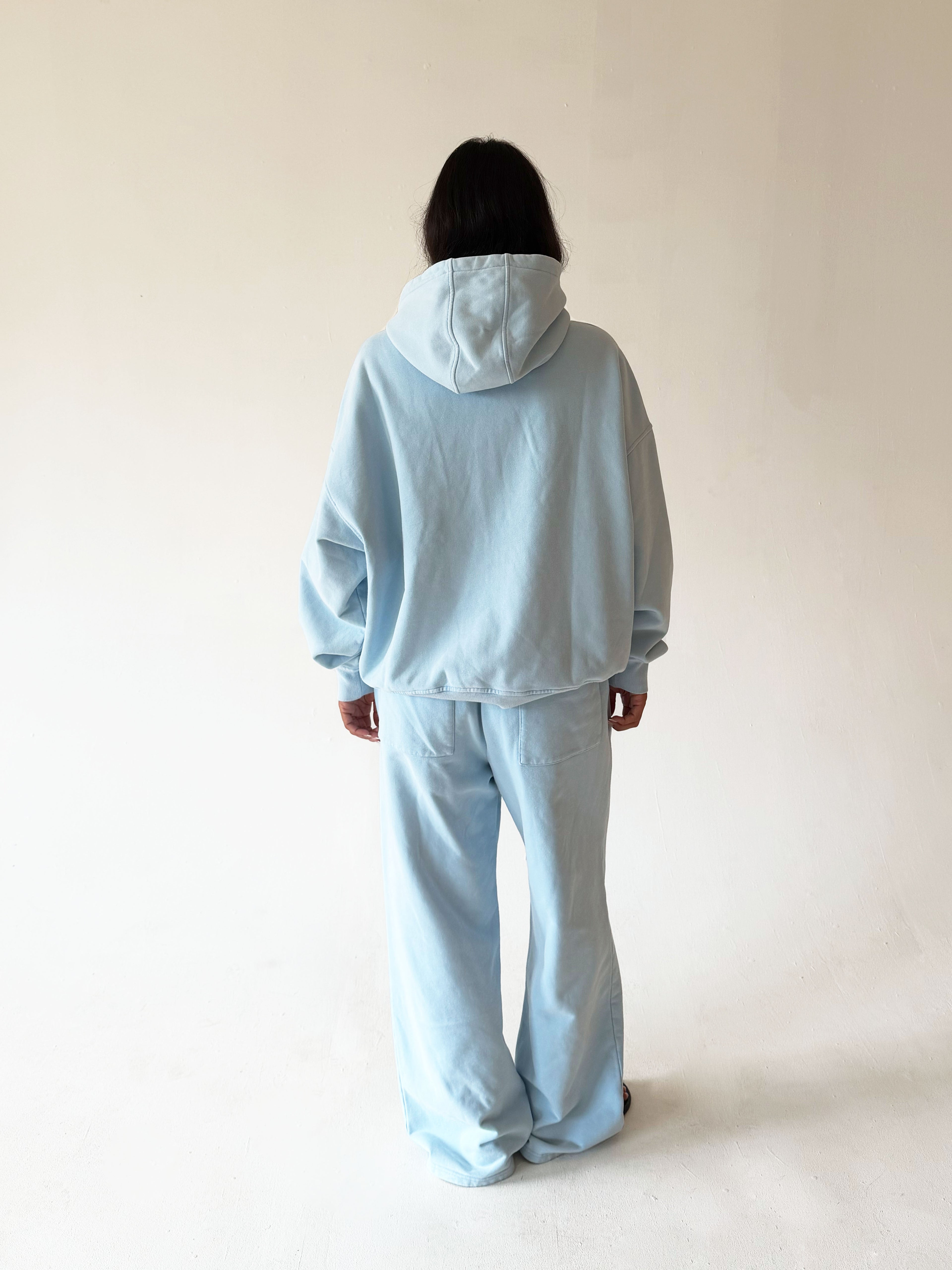 STRAIGHT-LEG SWEATPANTS