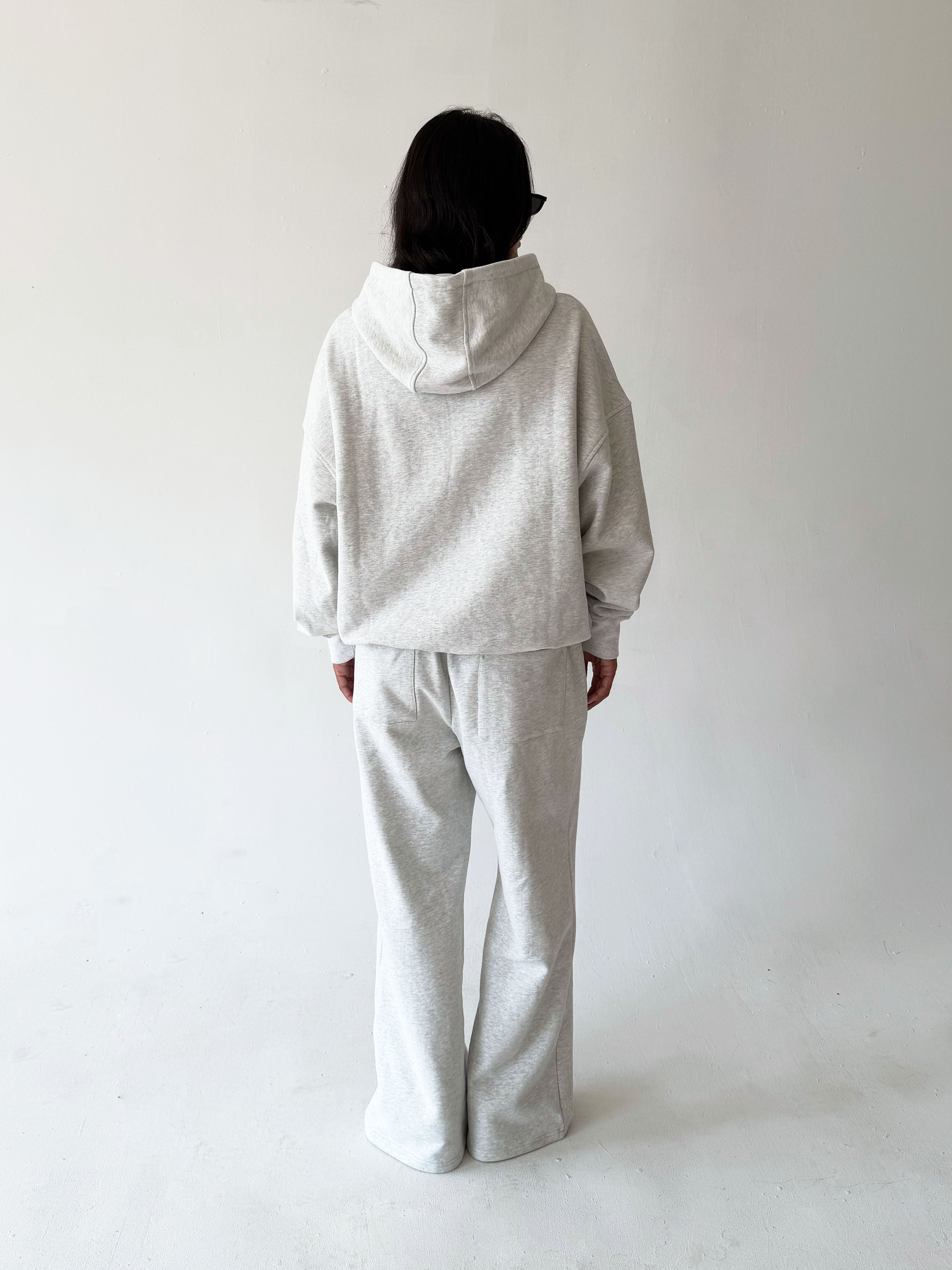 STRAIGHT-LEG SWEATPANTS
