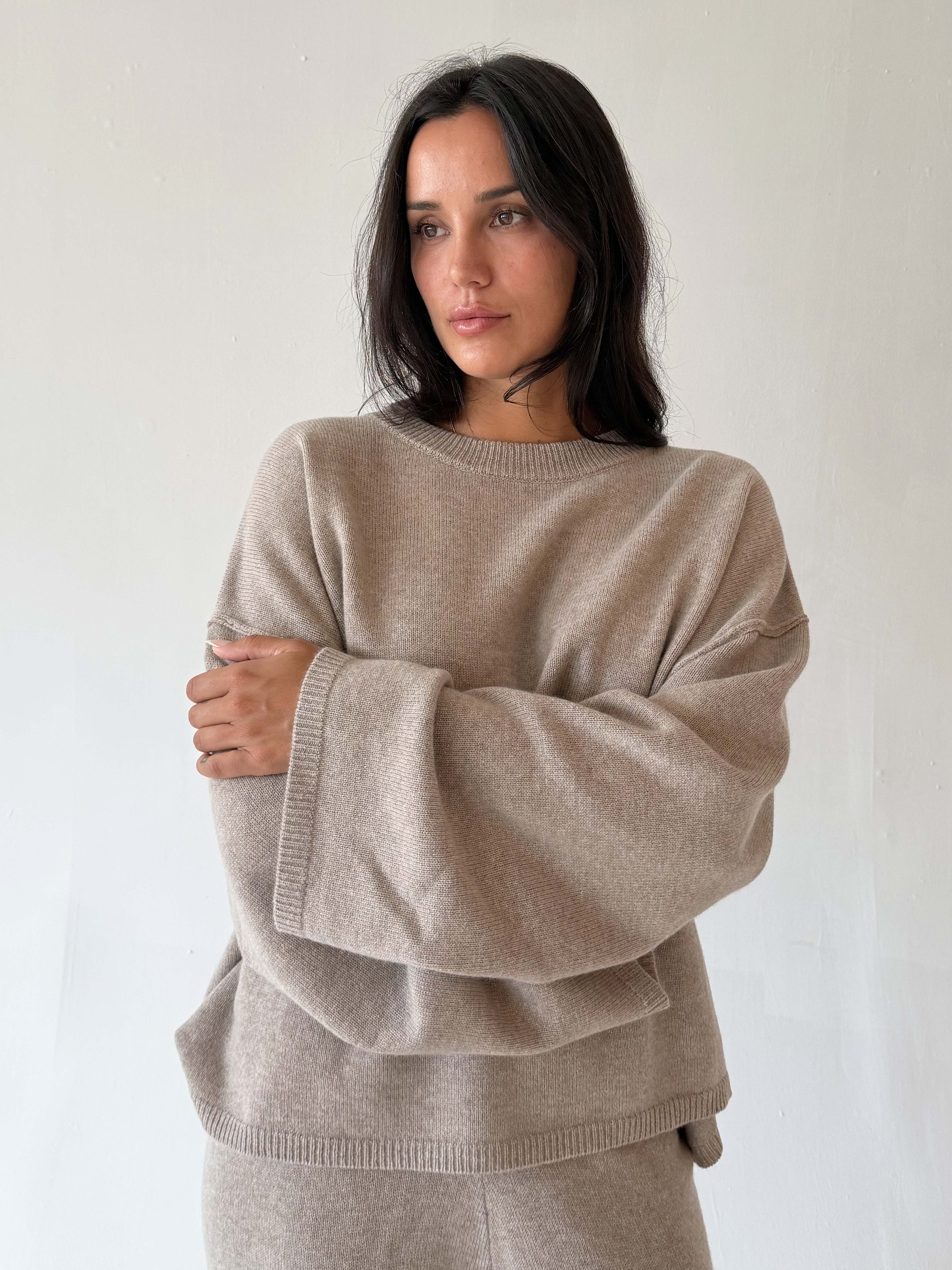 SWEATER TOP